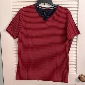 Men’s Medium 21 Men Brand Red w/Blue Stripes T-Shirt Notched Collar